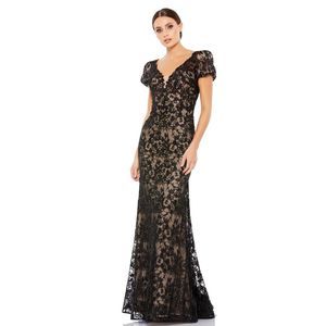 Mac Duggal 50644 Lace Plunge Neck Short Sleeve Trumpet Gown Size 12 Black $698